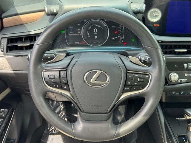 used 2023 Lexus ES 300h car, priced at $46,490