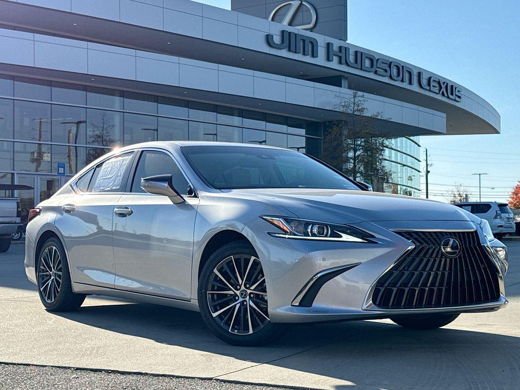new 2025 Lexus ES 350 car, priced at $52,106