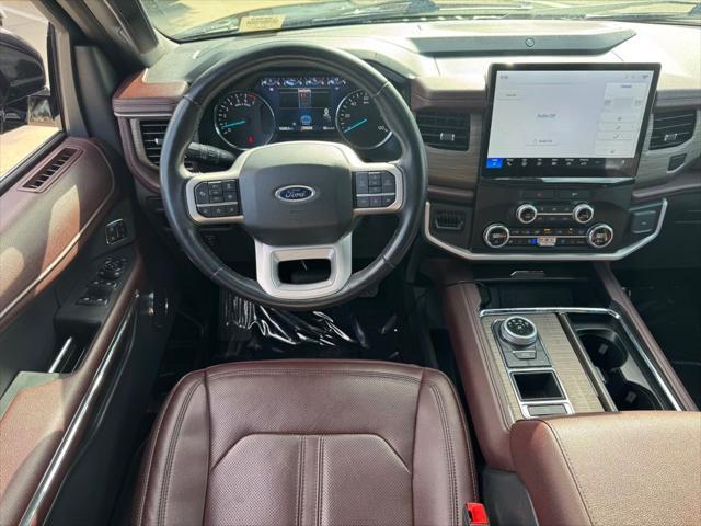 used 2023 Ford Expedition car, priced at $45,376