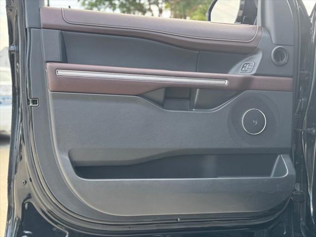 used 2023 Ford Expedition car, priced at $45,376