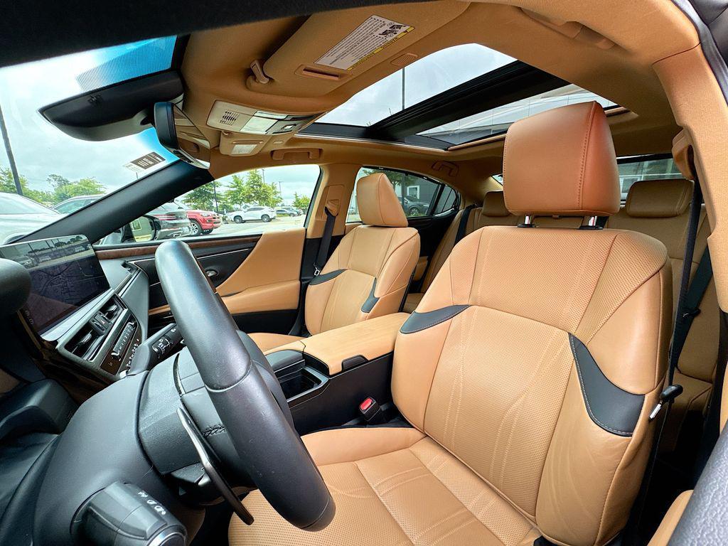 used 2022 Lexus ES 350 car, priced at $49,738