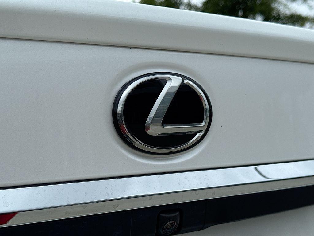 used 2022 Lexus ES 350 car, priced at $49,738
