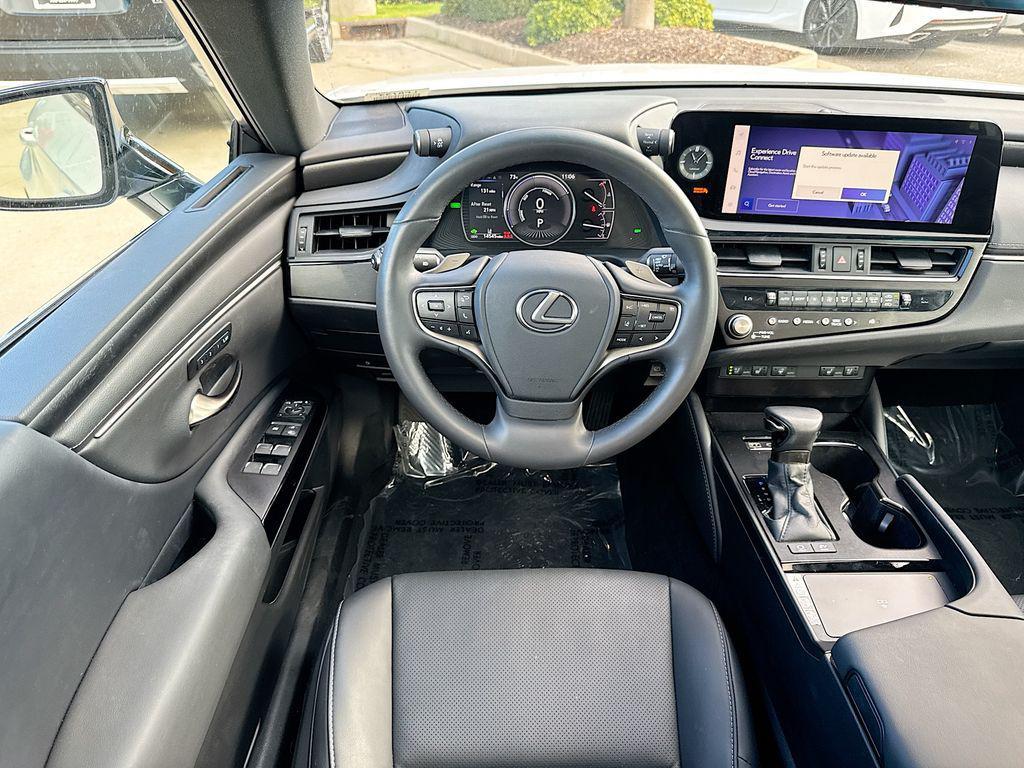 used 2023 Lexus ES 300h car, priced at $42,384
