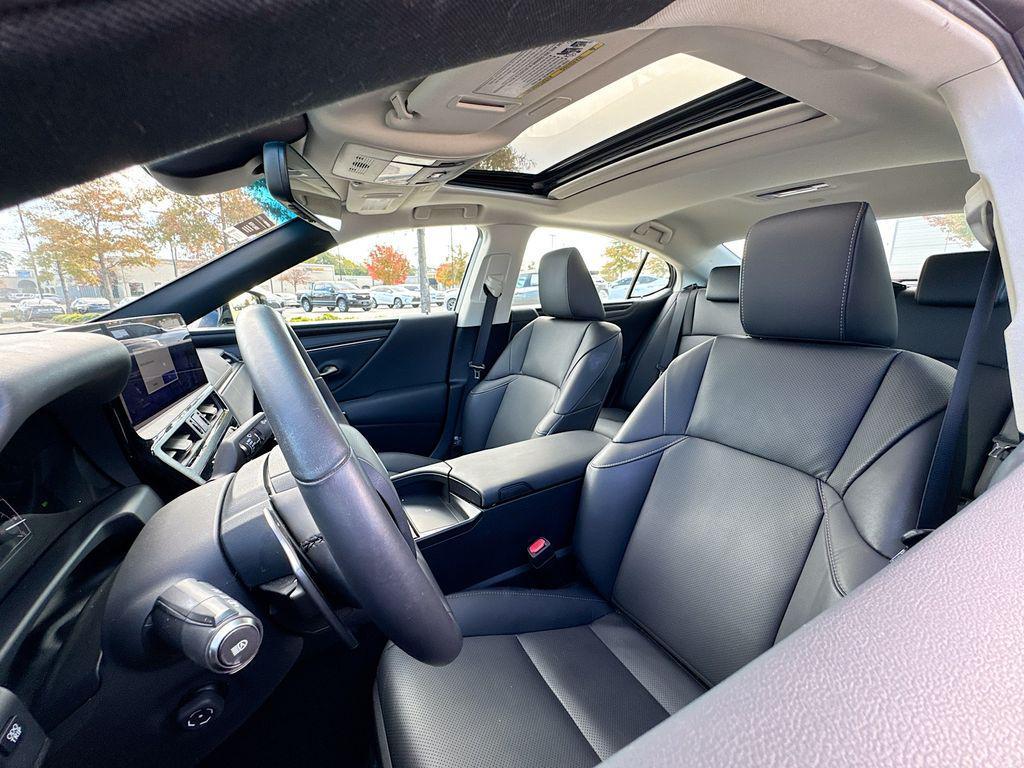 used 2023 Lexus ES 300h car, priced at $42,384