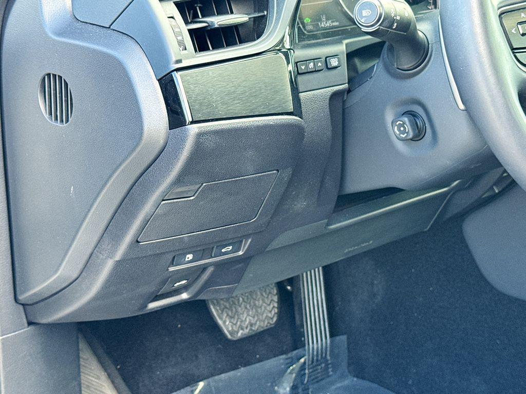 used 2023 Lexus ES 300h car, priced at $42,384