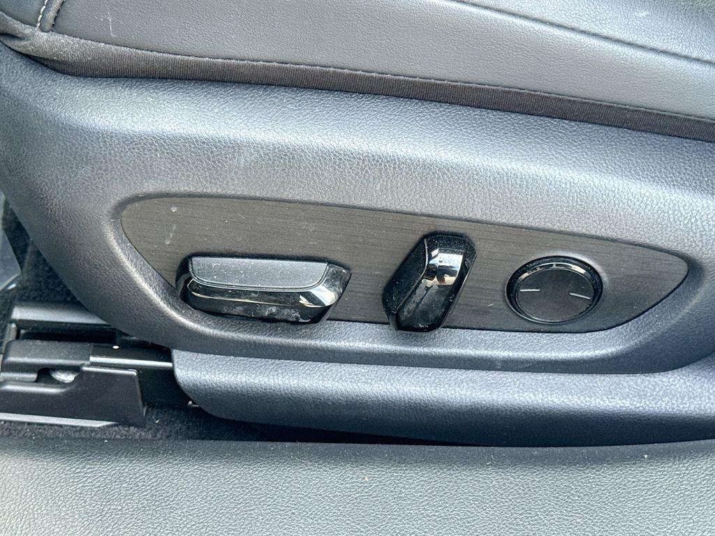 used 2023 Lexus ES 300h car, priced at $42,384