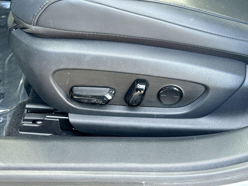 used 2023 Lexus ES 300h car, priced at $42,384