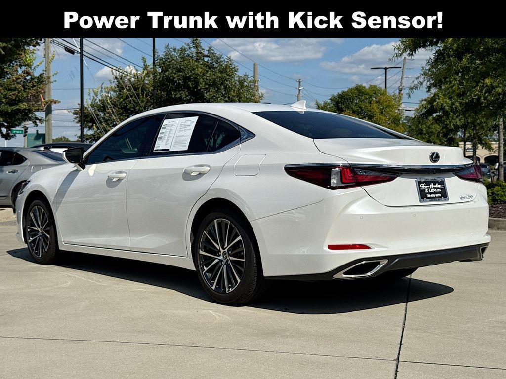 used 2025 Lexus ES 350 car, priced at $46,113