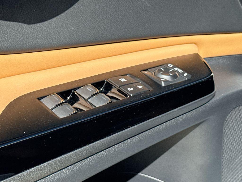 used 2025 Lexus ES 350 car, priced at $46,113