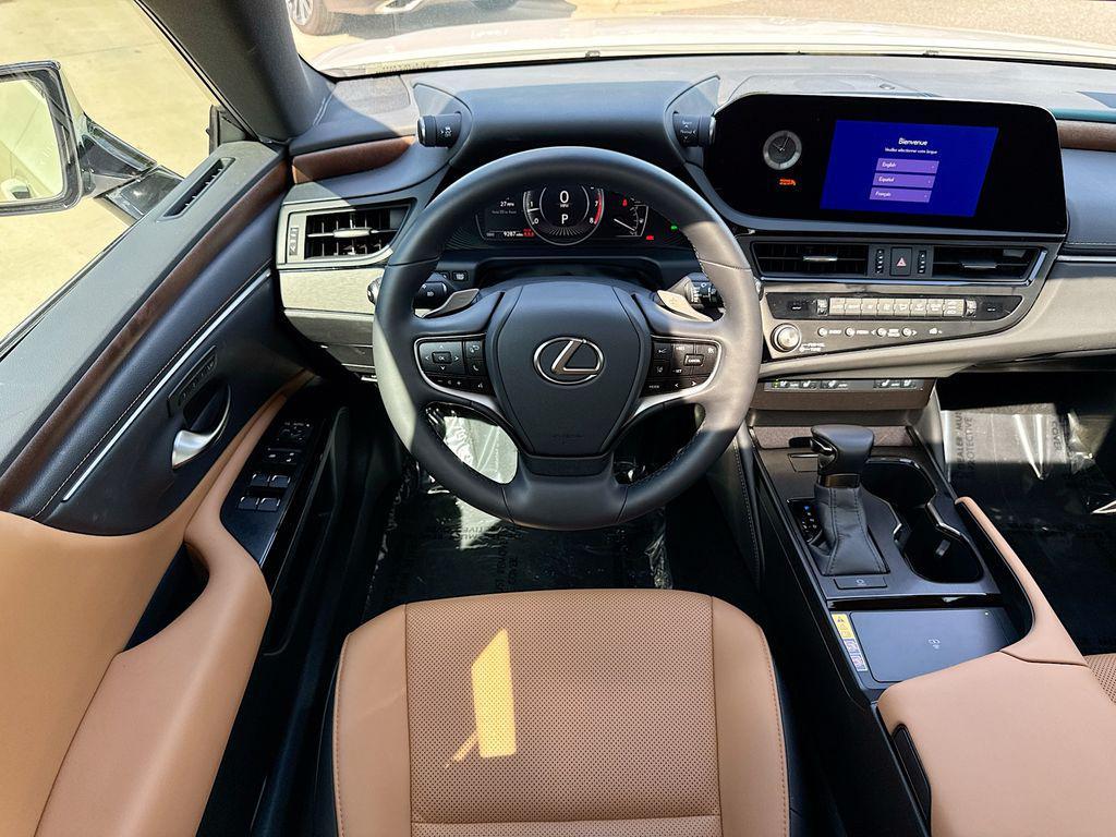 used 2025 Lexus ES 350 car, priced at $46,113