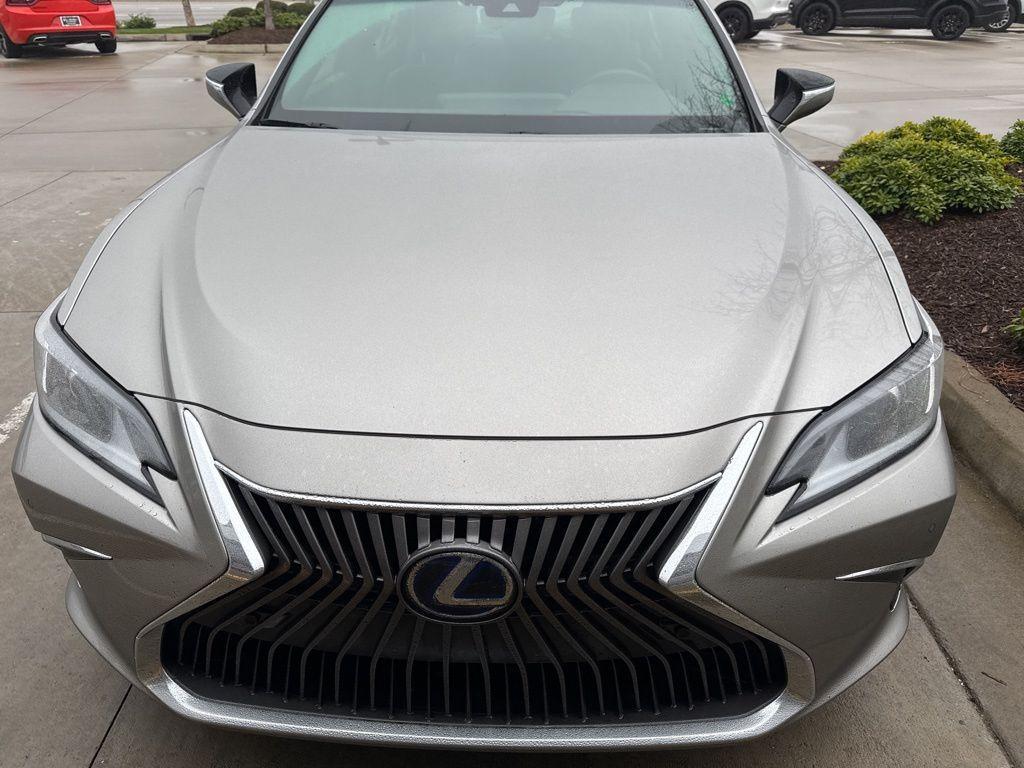 used 2021 Lexus ES 300h car, priced at $35,490