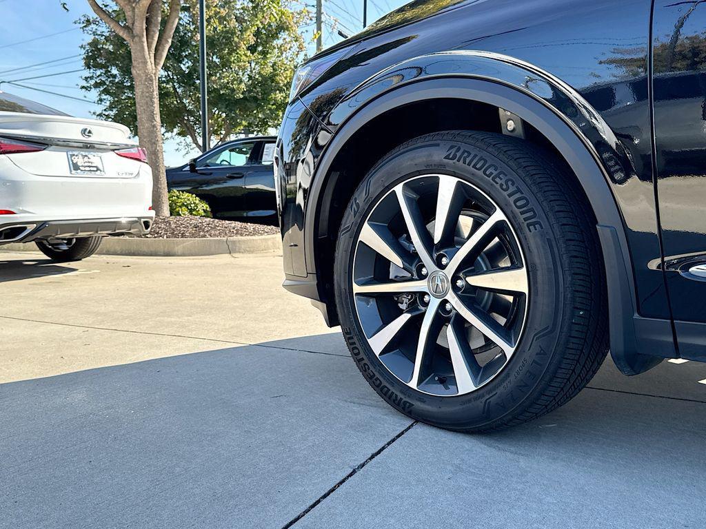 used 2025 Acura MDX car, priced at $53,362