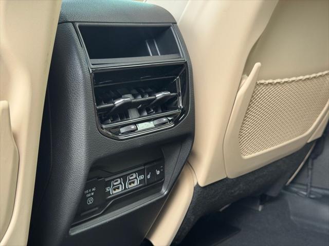 used 2023 Jeep Grand Cherokee car, priced at $39,671