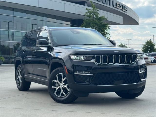 used 2023 Jeep Grand Cherokee car, priced at $39,671