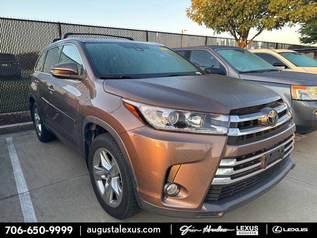 used 2017 Toyota Highlander car, priced at $26,868