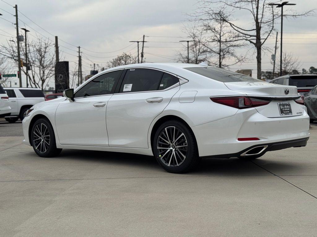 new 2025 Lexus ES 350 car, priced at $48,444
