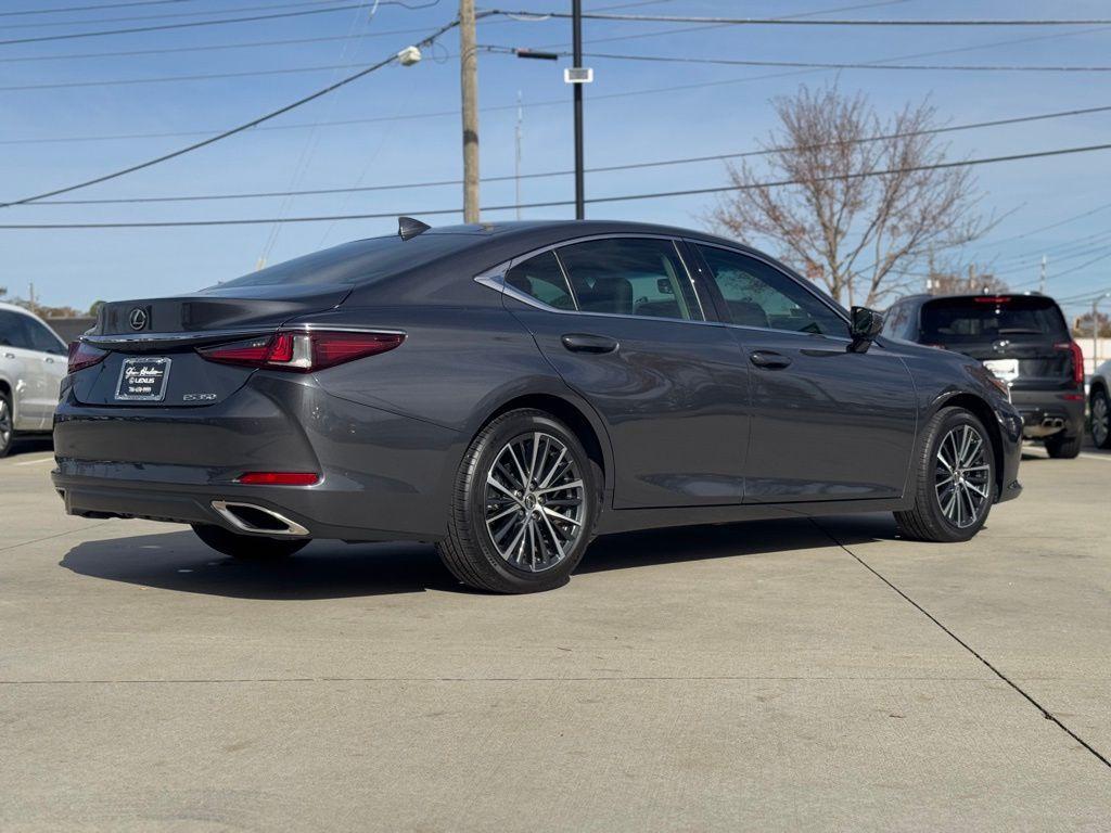 used 2022 Lexus ES 350 car, priced at $38,490