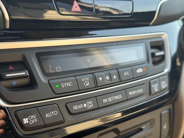 used 2022 Honda Pilot car, priced at $37,526