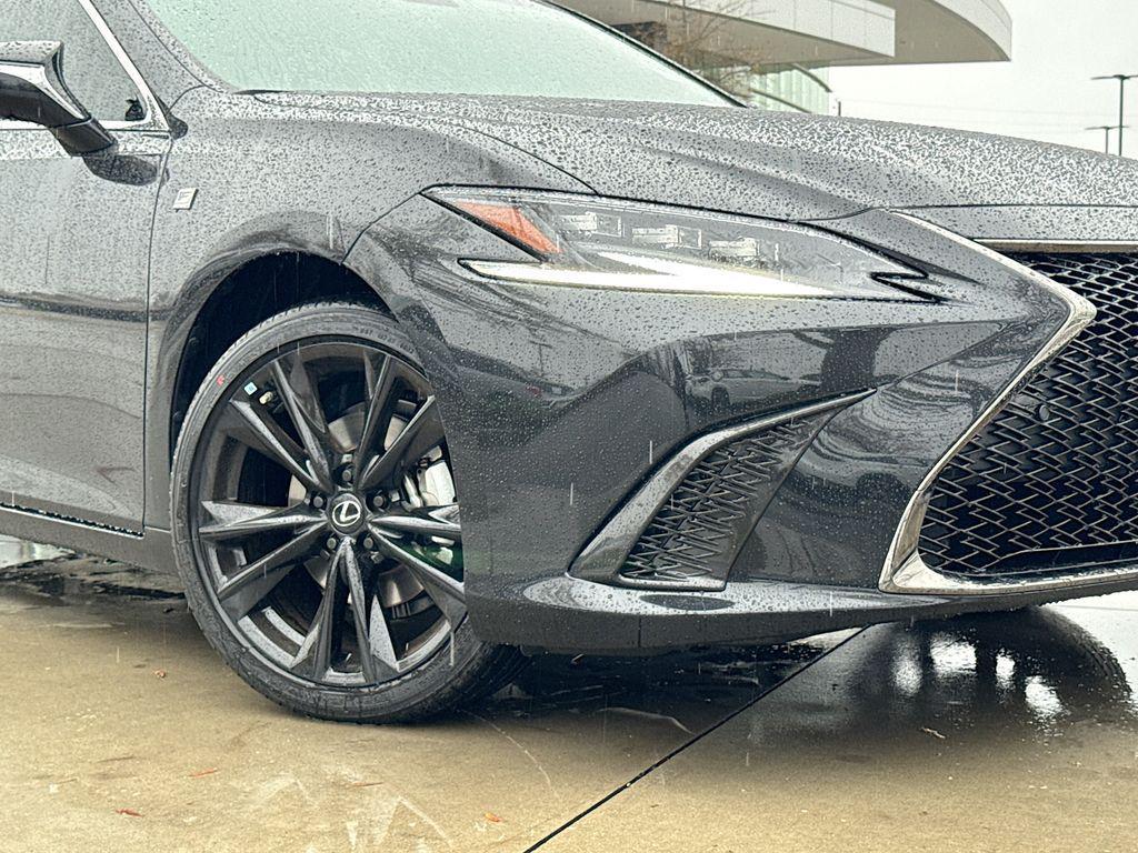 new 2025 Lexus ES 350 car, priced at $58,246