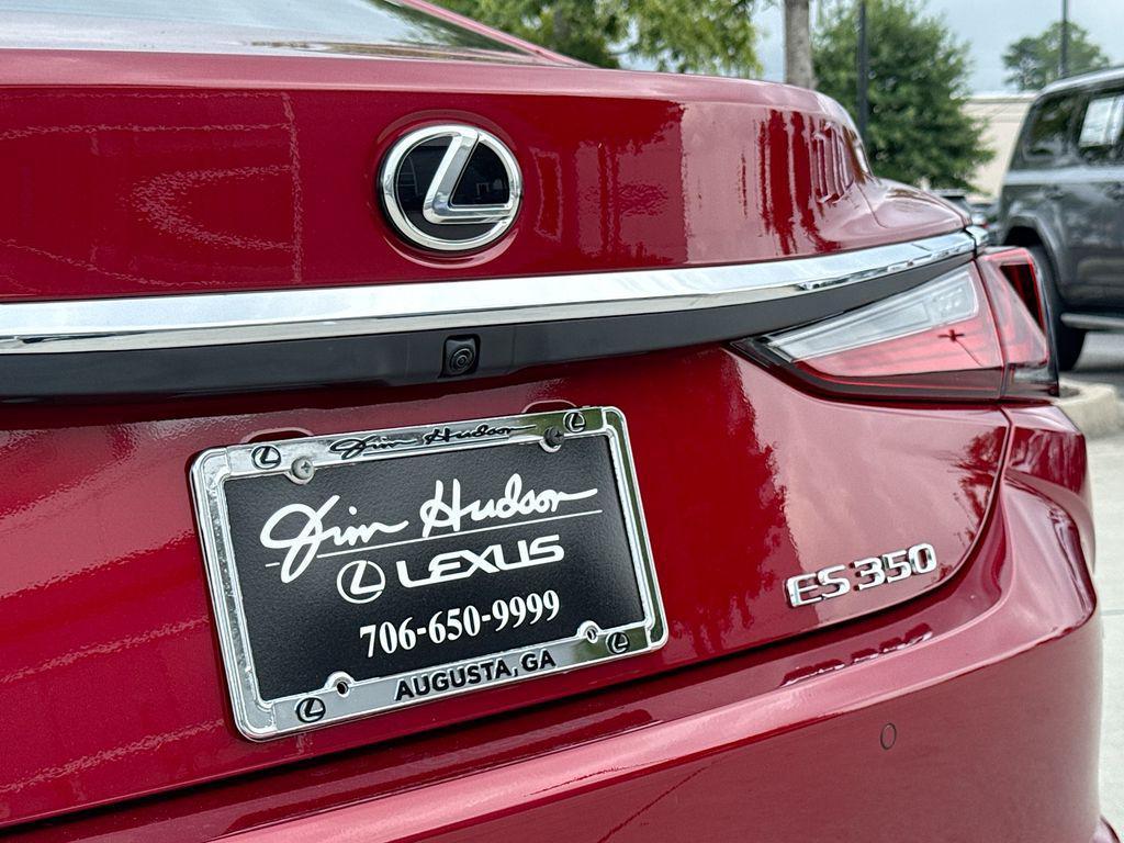 new 2025 Lexus ES 350 car, priced at $58,140