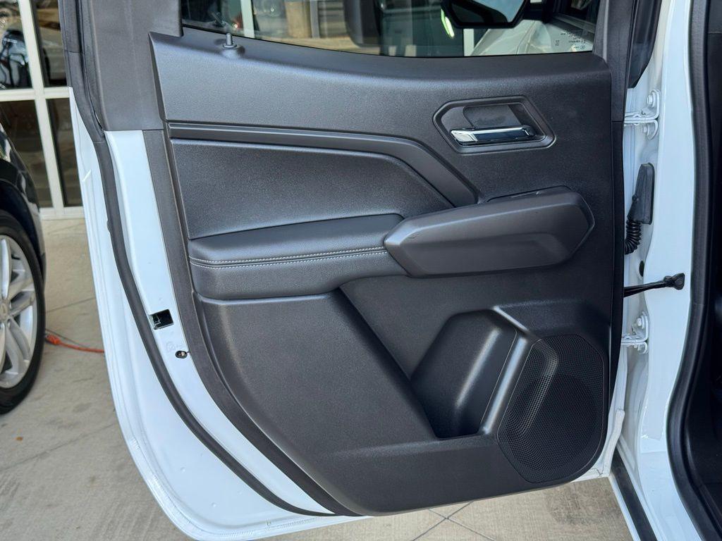 used 2023 GMC Canyon car