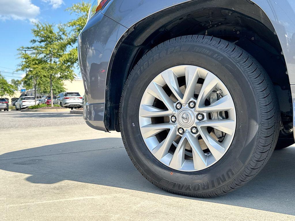 used 2022 Lexus GX 460 car, priced at $56,810