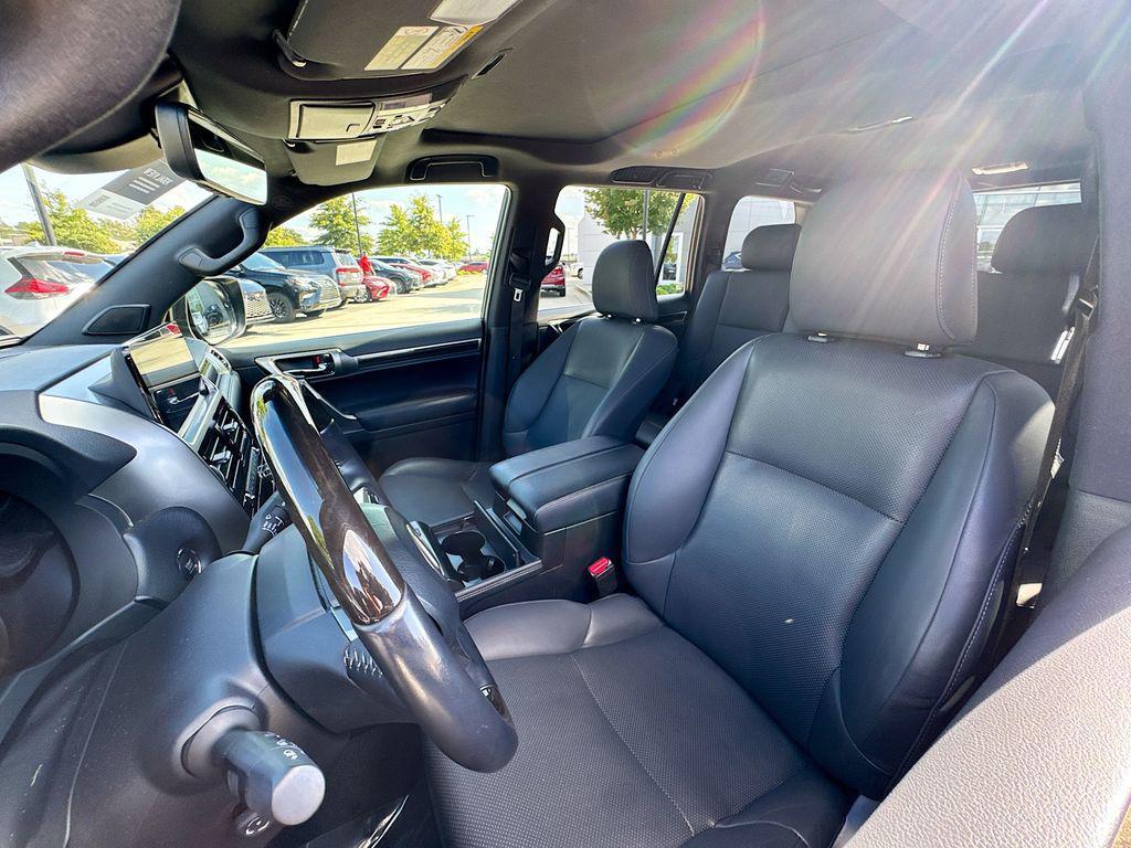 used 2022 Lexus GX 460 car, priced at $56,810
