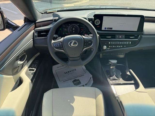 new 2025 Lexus ES 300h car, priced at $53,206