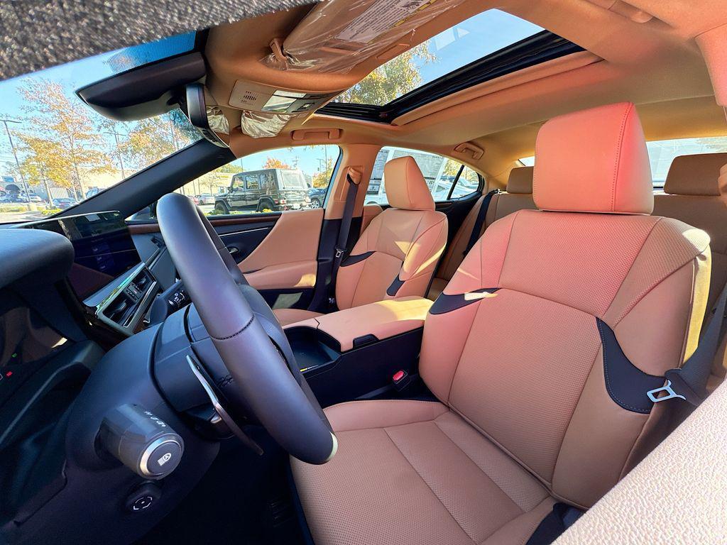 new 2025 Lexus ES 350 car, priced at $51,606