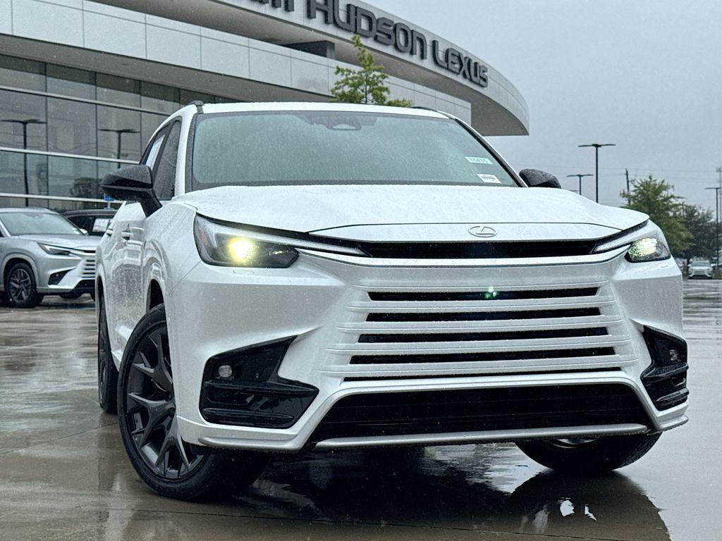 new 2025 Lexus TX 500h car, priced at $76,030