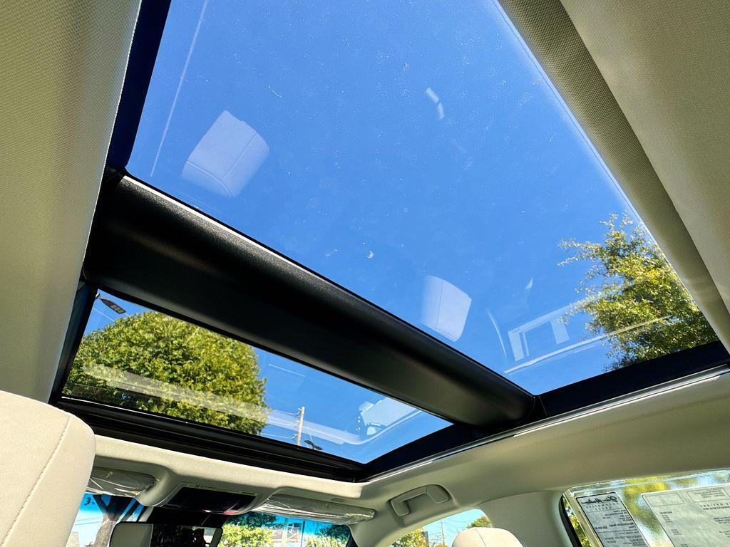 new 2025 Lexus ES 350 car, priced at $53,006