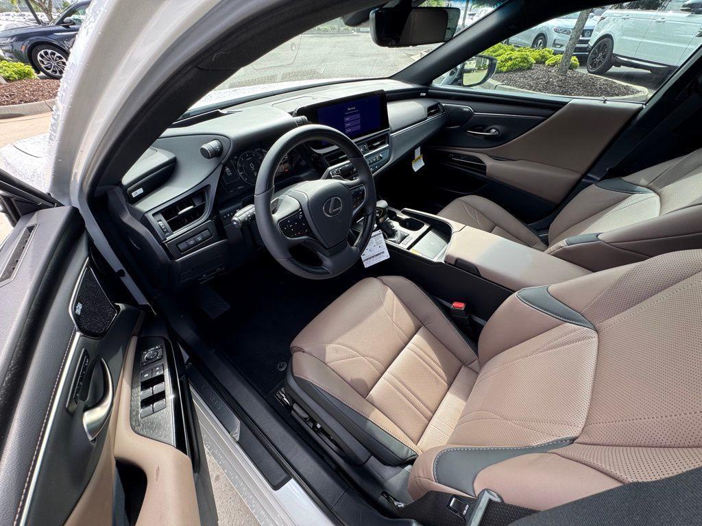 new 2025 Lexus ES 350 car, priced at $58,420