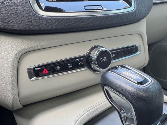 used 2022 Volvo XC90 car, priced at $33,416