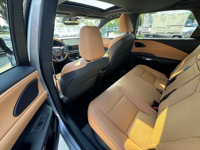 new 2025 Lexus RX 350 car, priced at $55,574