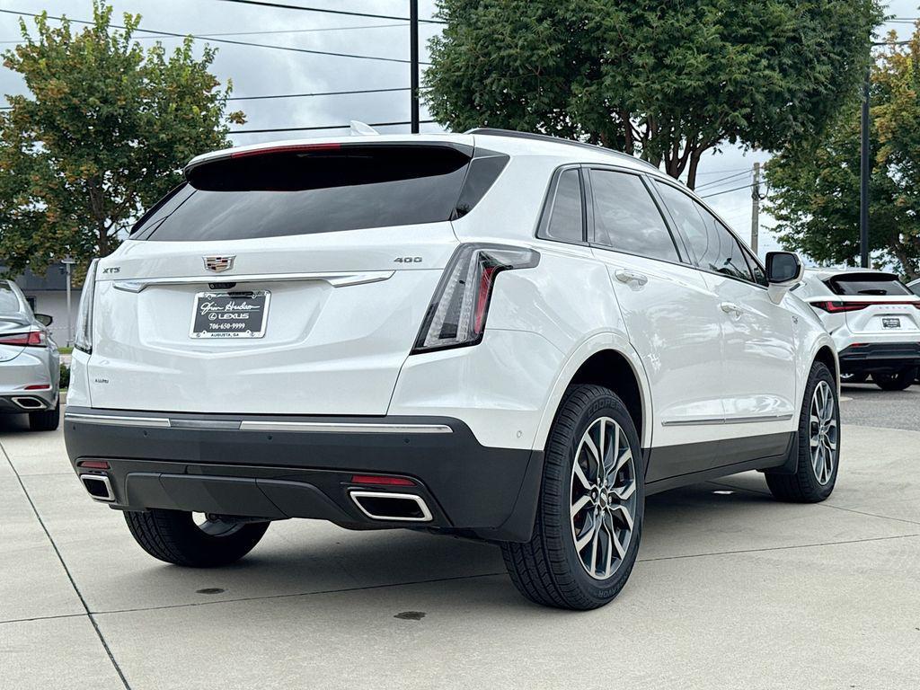used 2022 Cadillac XT5 car, priced at $37,045