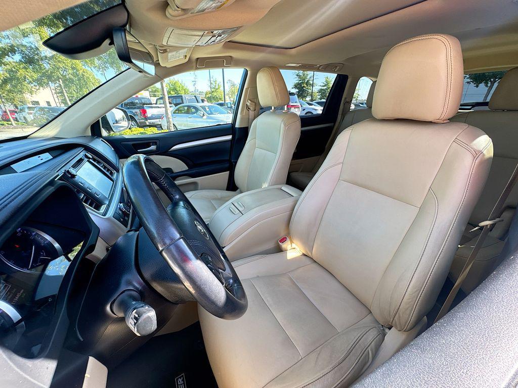 used 2018 Toyota Highlander car, priced at $23,848