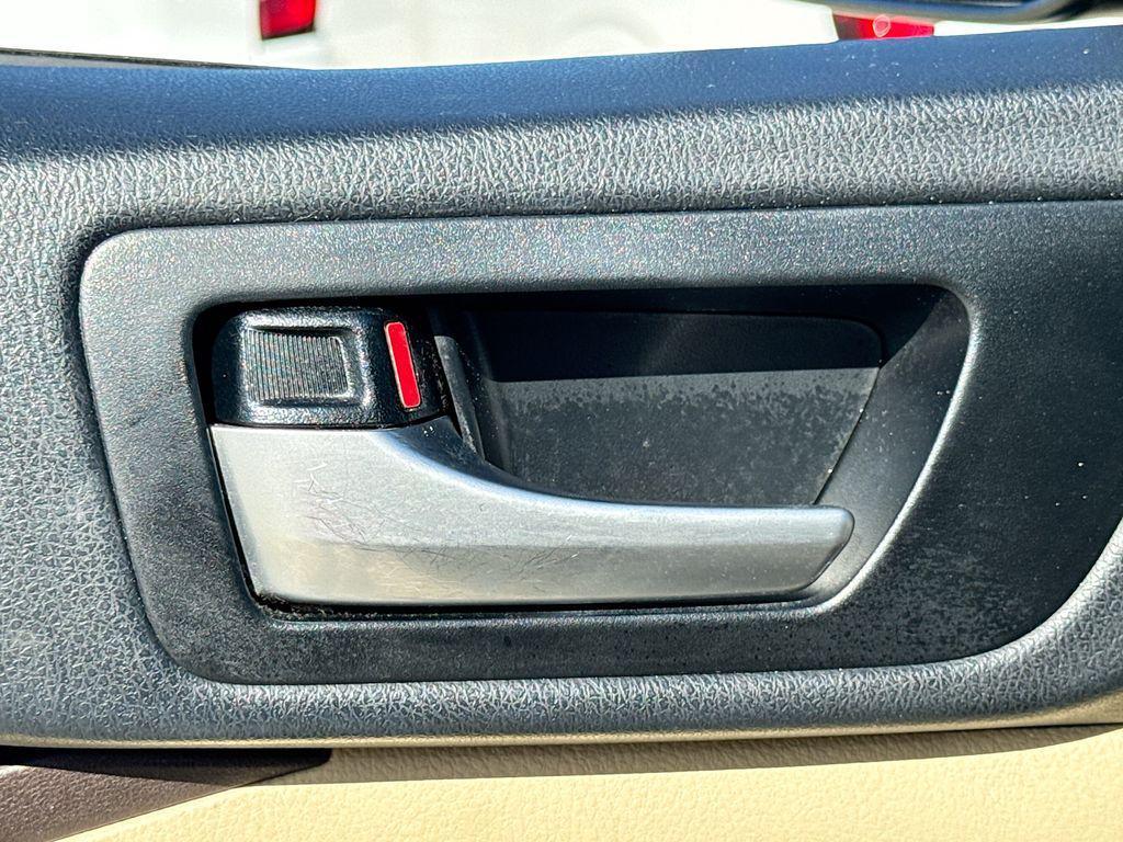 used 2018 Toyota Highlander car, priced at $23,848