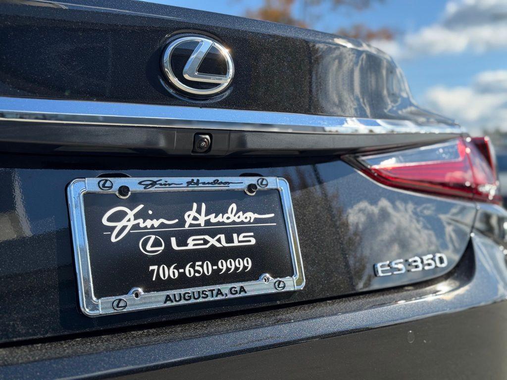 new 2025 Lexus ES 350 car, priced at $47,734