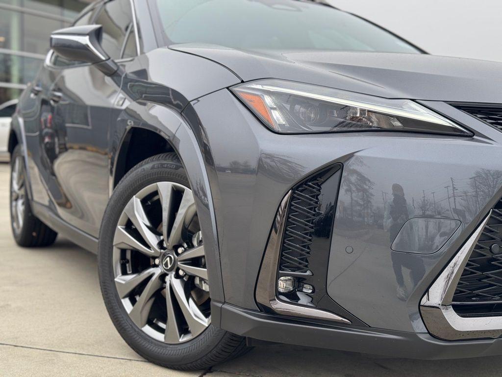 new 2025 Lexus UX 300h car, priced at $42,720