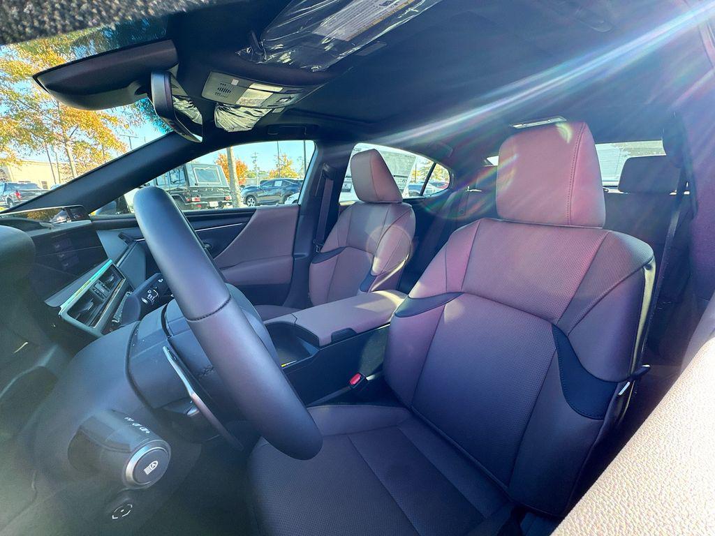 new 2025 Lexus ES 350 car, priced at $51,606