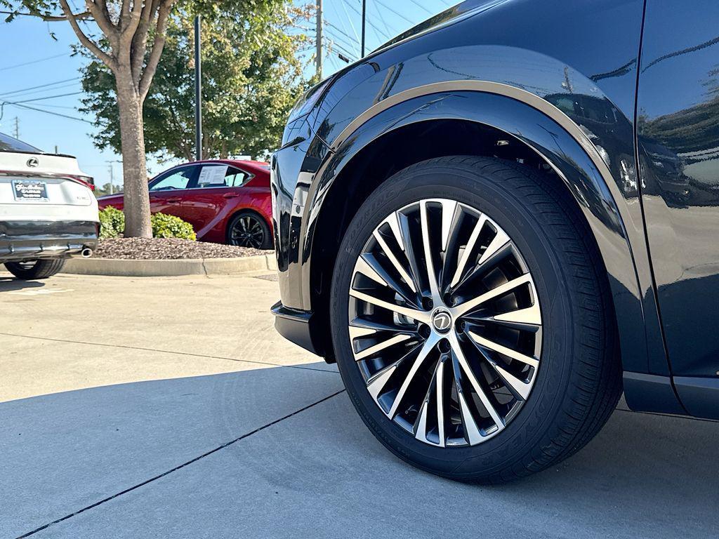 new 2025 Lexus RX 350 car, priced at $63,611