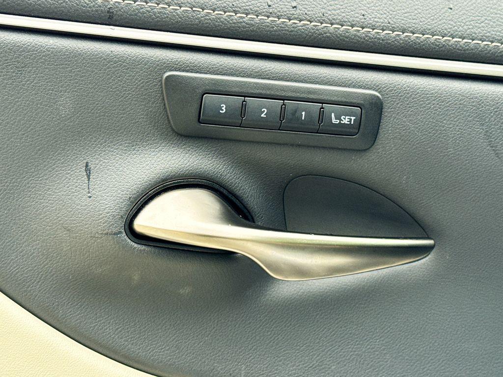 used 2025 Lexus ES 350 car, priced at $46,536