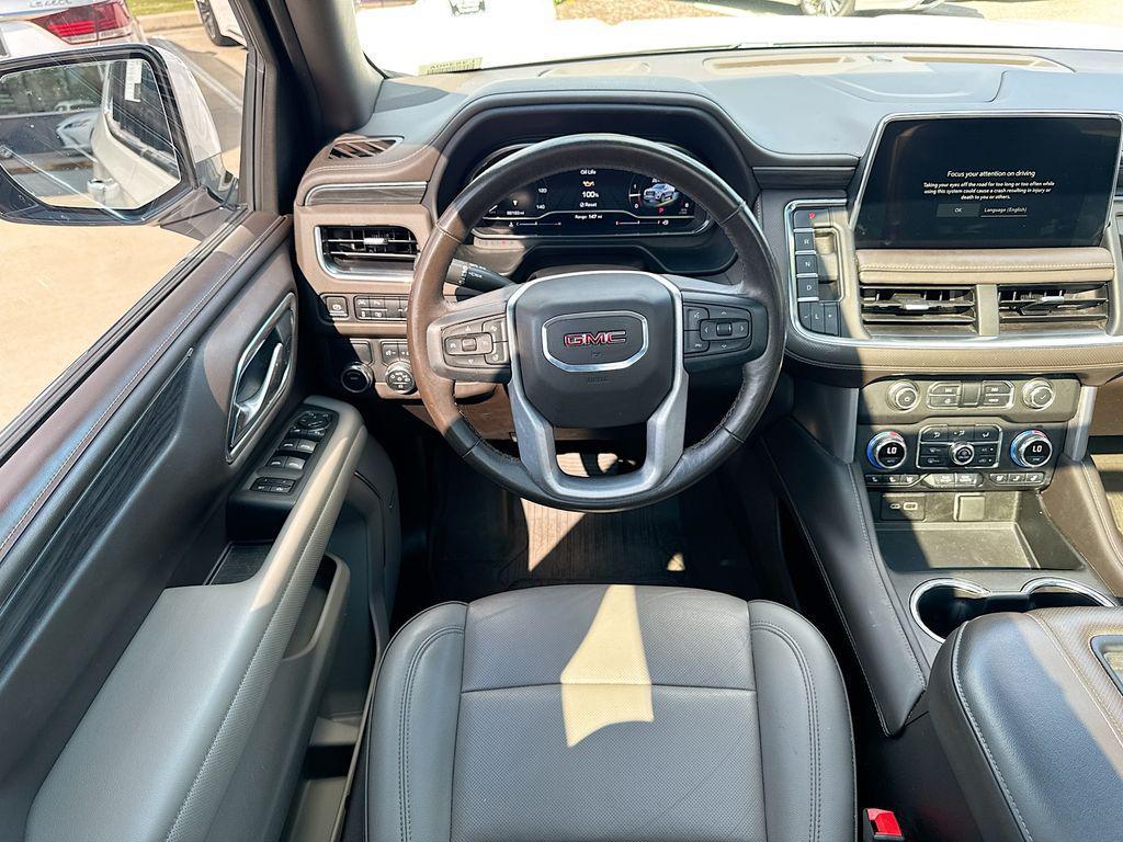 used 2022 GMC Yukon car, priced at $47,384