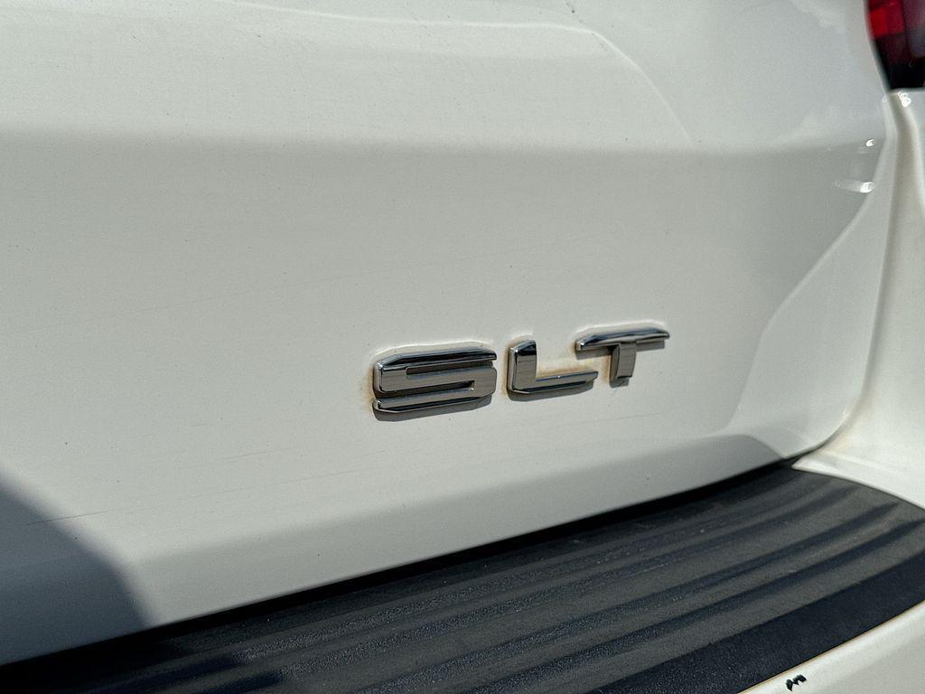 used 2022 GMC Yukon car, priced at $47,384