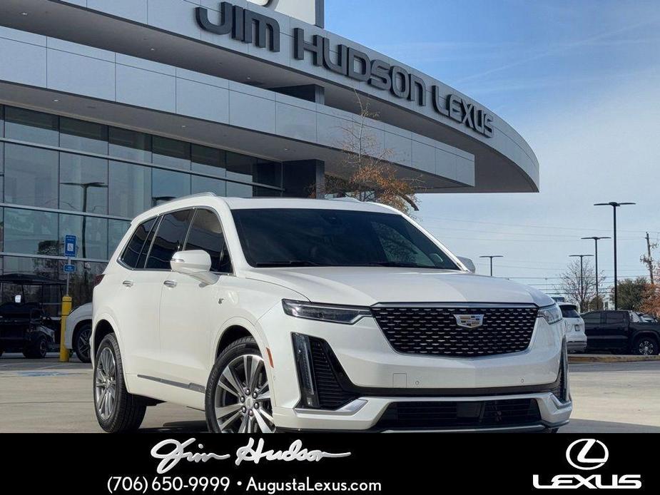 used 2022 Cadillac XT6 car, priced at $37,990