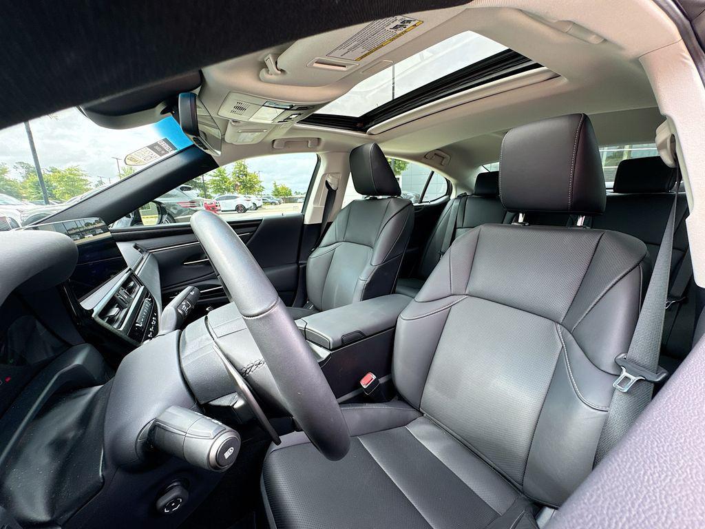 used 2024 Lexus ES 350 car, priced at $47,719
