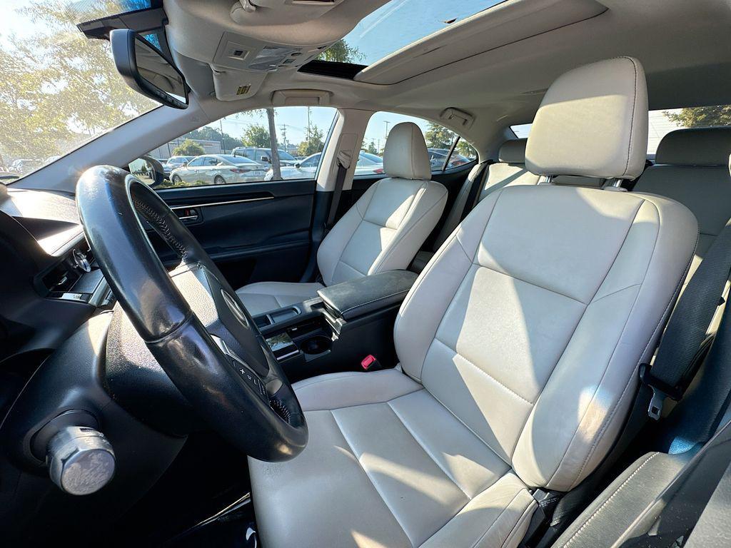 used 2014 Lexus ES 350 car, priced at $15,404