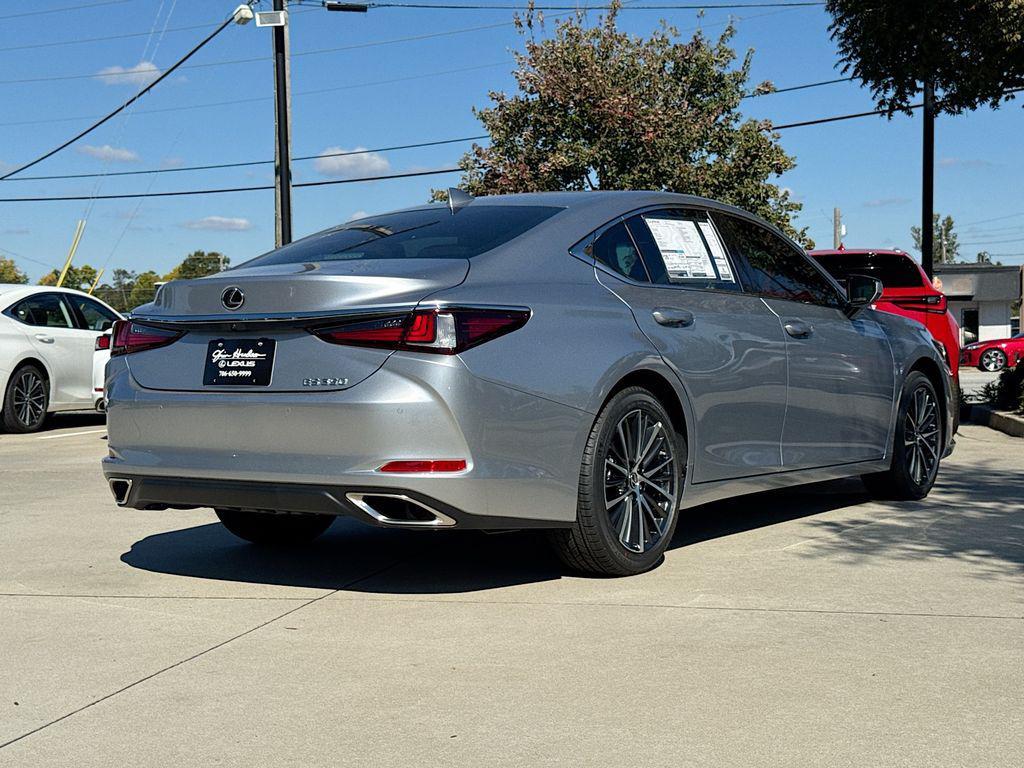 new 2025 Lexus ES 350 car, priced at $52,525