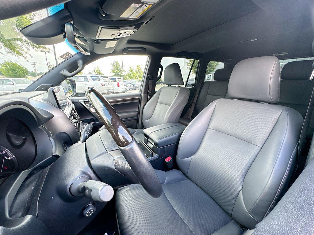 used 2022 Lexus GX 460 car, priced at $58,247