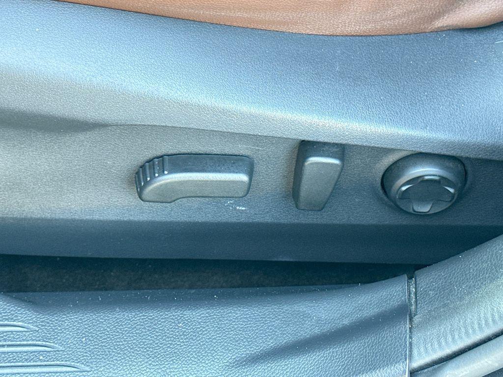 used 2023 Subaru Outback car, priced at $30,738